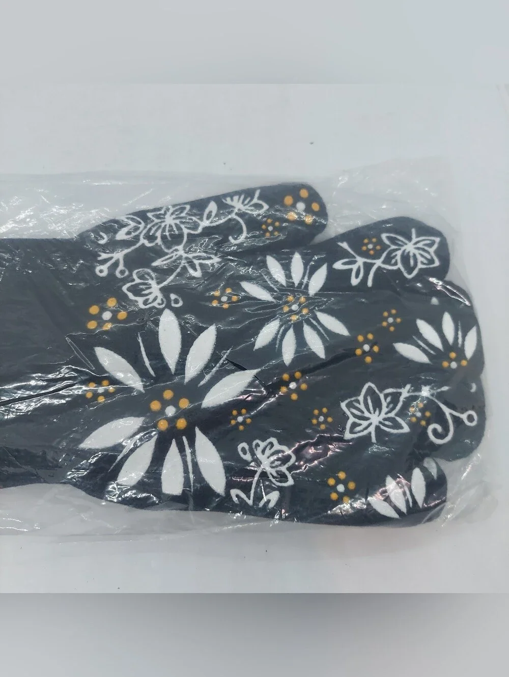 Temptations By Tara Old World Oven Gloves Black 11